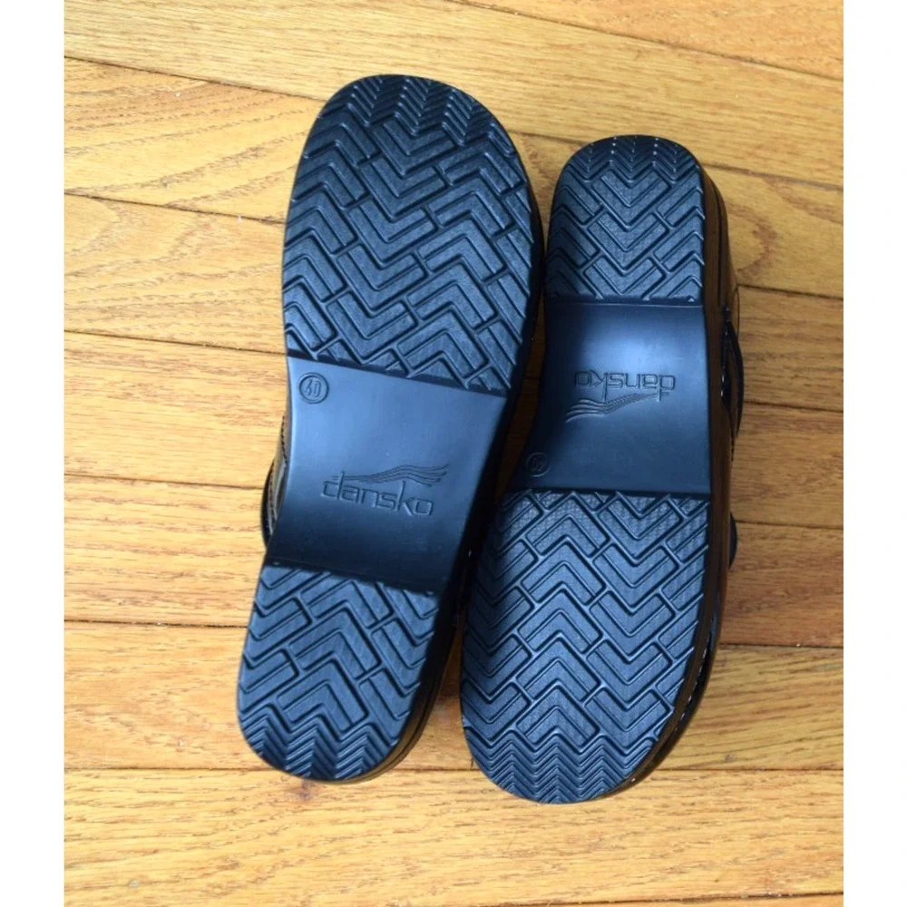 Dansko Clogs Shoes Professional Black Patent Leather Size 40 9 Brand NEW